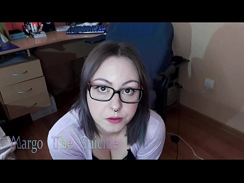 ❤️ Ọmọbinrin ti o ni gbese pẹlu awọn gilaasi buruja Dildo jinna lori Kamẹra ❤️❌  ni onihoho% yo.pornolymp.ru%
