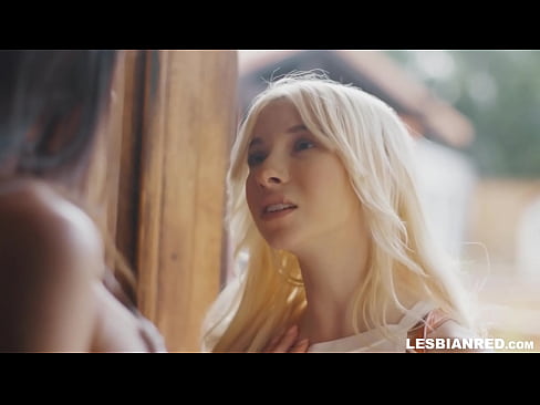 ❤️ Ọmọbinrin wa si ile kan diẹ osu nigbamii ati ki o dopin soke njẹ rẹ stepmom ká obo ❤️❌  ni onihoho% yo.pornolymp.ru%